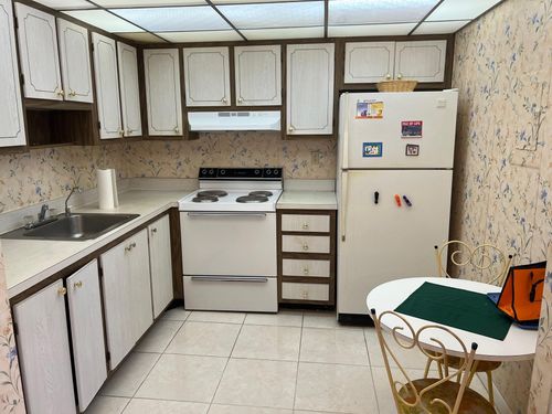 192 Flanders Drive, Delray Beach, FL, 33484 | Card Image