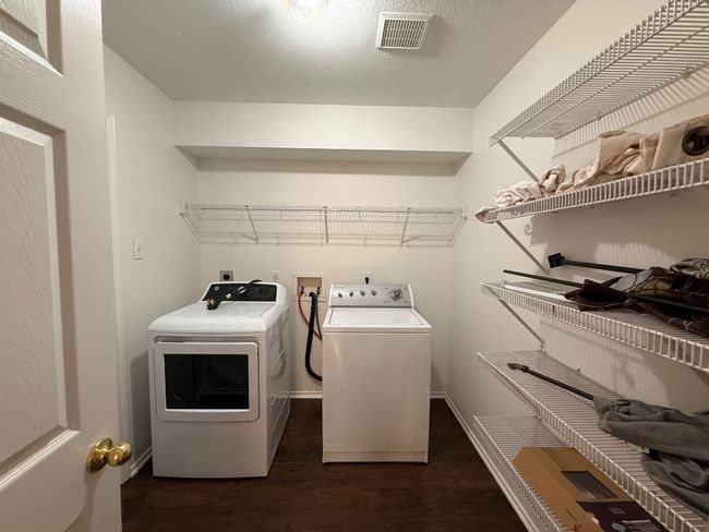Laundry and Pantry off kitchen | Image 14