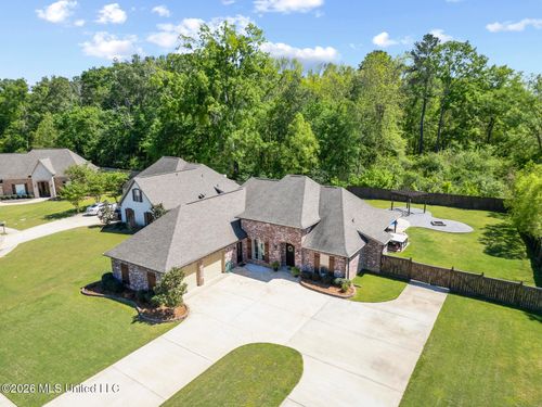 1108 Belle Oak Row, Brandon, MS, 39042-6087 | Card Image