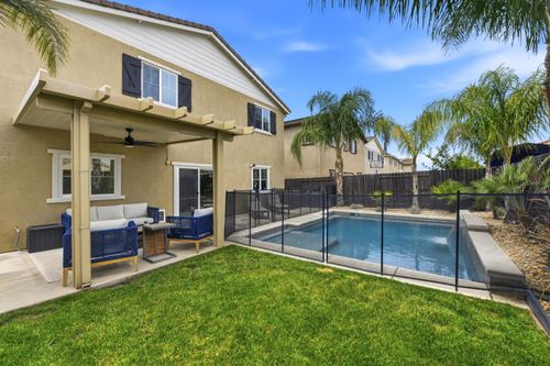 4008 Parkmoor Ln, Roseville, CA, 95747-8521 | Card Image