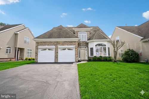 42 Lewis Dr, Mays Landing, NJ, 08330-5702 | Card Image