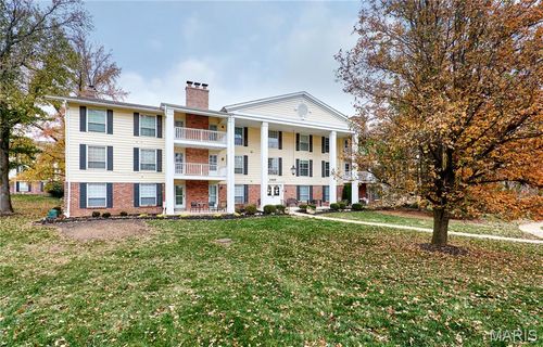 apt-5-1525 Hampton Hall Dr, Chesterfield, MO, 63017-4930 | Card Image