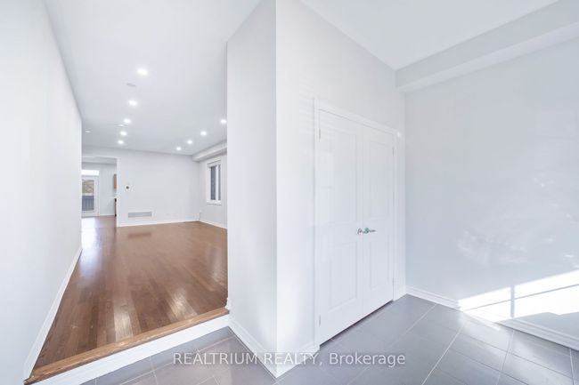22 Clockwork Dr, House other with 4 bedrooms, 5 bathrooms and 4 parking in Brampton ON | Image 5