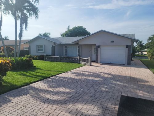 9407 Nw 70th Pl, Tamarac, FL, 33321-3005 | Card Image
