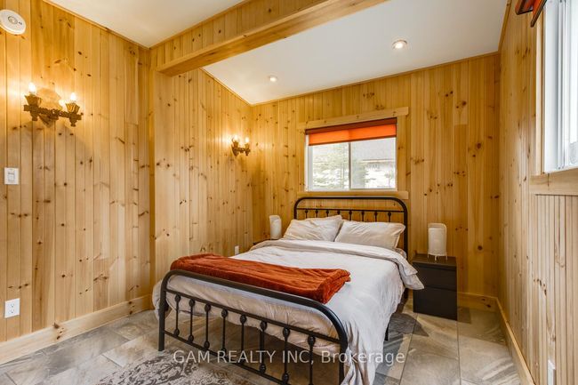 14 Moonlight Crt, House other with 2 bedrooms, 1 bathrooms and 4 parking in Tiny ON | Image 16