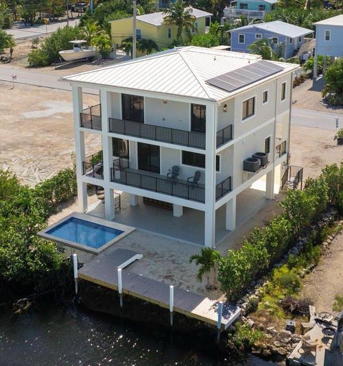 27433 Antigua Ln, Ramrod Key, FL, 33042-5471 | Card Image