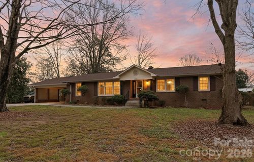 346 Saint Joseph St, Kannapolis, NC, 28083-3863 | Card Image