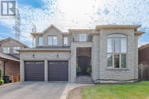 60 Jopling Ave N, Etobicoke, ON, M9B4G2 | Card Image