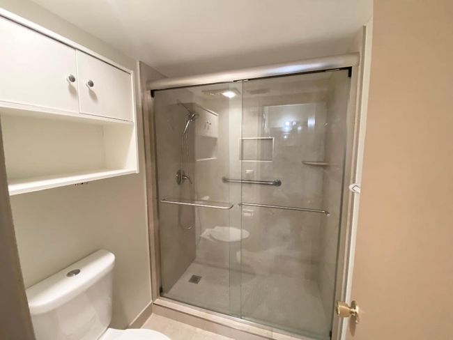 APT-104 - 1111 Lemon Tree Ter, Condo with 2 bedrooms, 2 bathrooms and null parking in Delray Beach FL | Image 8
