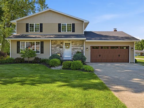 12679 Walnut Dr, Conneaut Lake, PA, 16316-4352 | Card Image