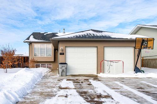 5136 57 Ave, Edgerton, AB, T0B1K0 | Card Image