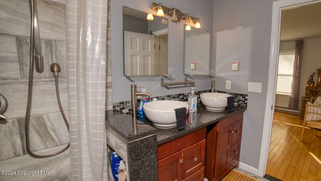 masterbathroom (3) | Image 72