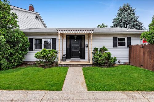 760 Carldon Street, Allentown City, PA, 18103 | Card Image