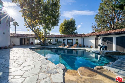 21607 Rambla Vista Drive, Malibu, CA, 90265 | Card Image