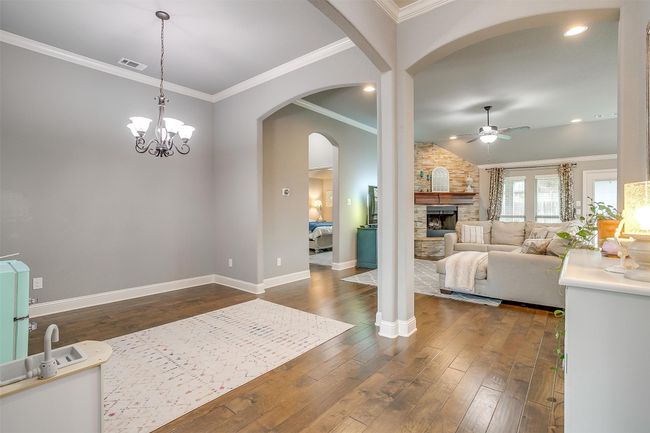 201 Saxon St, House other with 3 bedrooms, 2 bathrooms and null parking in Waxahachie TX | Image 10