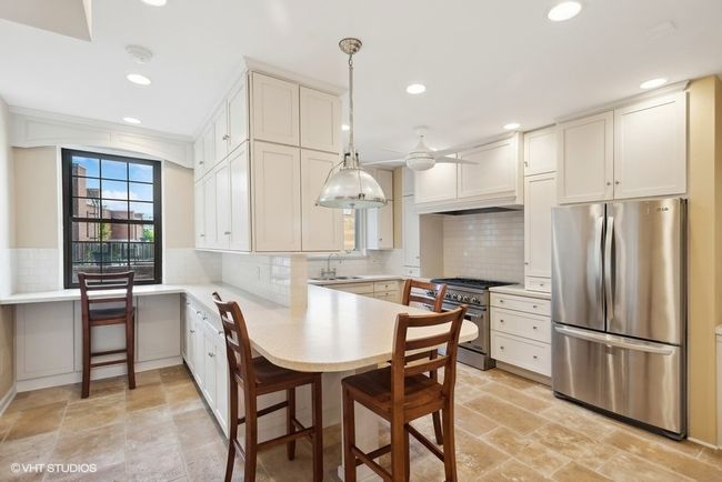 5B - 3800 N Lake Shore Dr, Condo with 3 bedrooms, 3 bathrooms and 2 parking in CHICAGO IL | Image 11