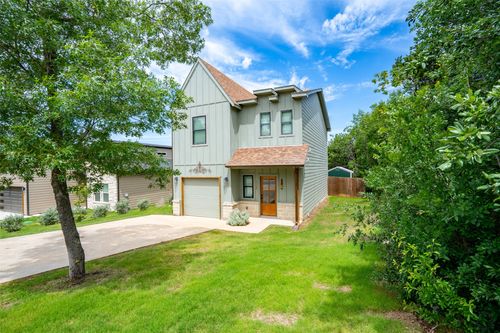 924 Arkansas River Dr, Granbury, TX, 76048-5800 | Card Image