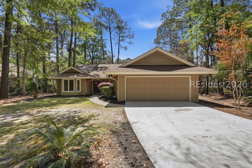 224 White Oaks Cir, Bluffton, SC, 29910-5704 | Card Image