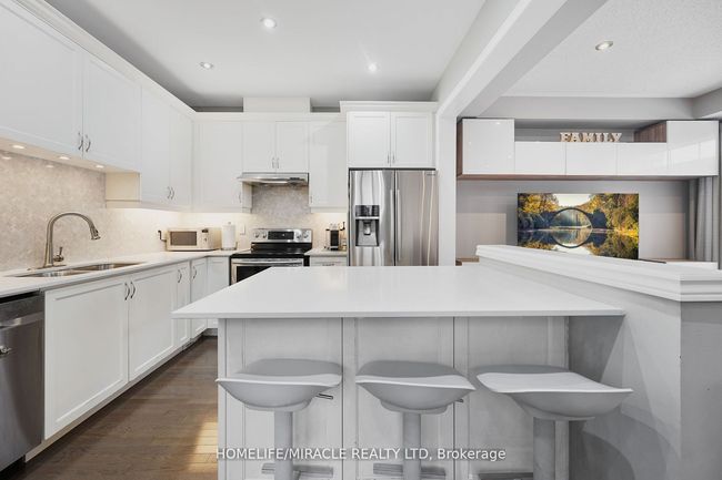 36 Bernadino St, House attached with 4 bedrooms, 3 bathrooms and 2 parking in Brampton ON | Image 19