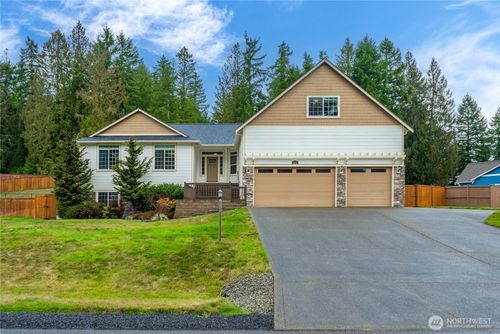 9127 Fox Ridge Ln Se, Olympia, WA, 98513-5692 | Card Image