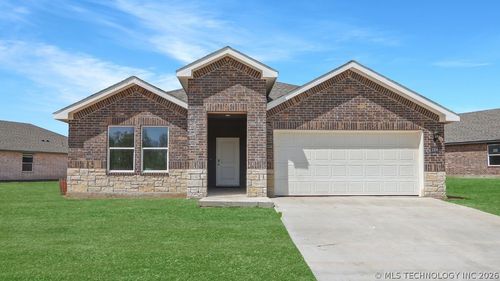2208 E Toledo Street, Broken Arrow, OK, 74011 | Card Image