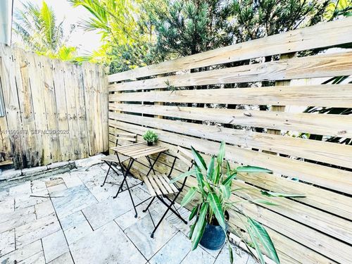 apt-1-1004 N 16th Ave, Hollywood, FL, 33020-3789 | Card Image