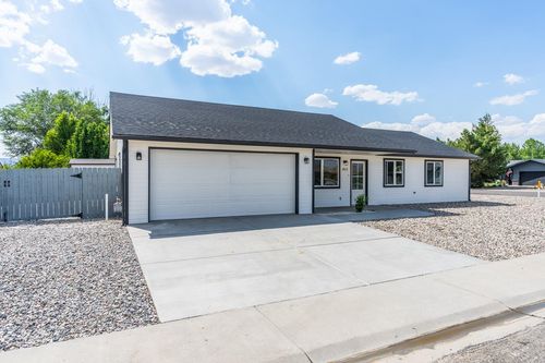 411 Cedar Glen Way, Fruita, CO, 81521-3157 | Card Image