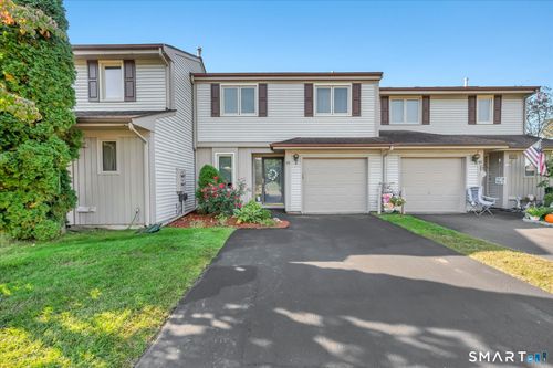 95-95 Copper Beech Dr, Rocky Hill, CT, 06067-1836 | Card Image