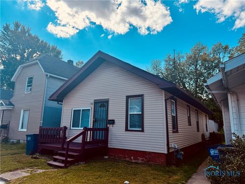 4123 Walker Ave, Toledo, OH, 43612-1853 | Card Image