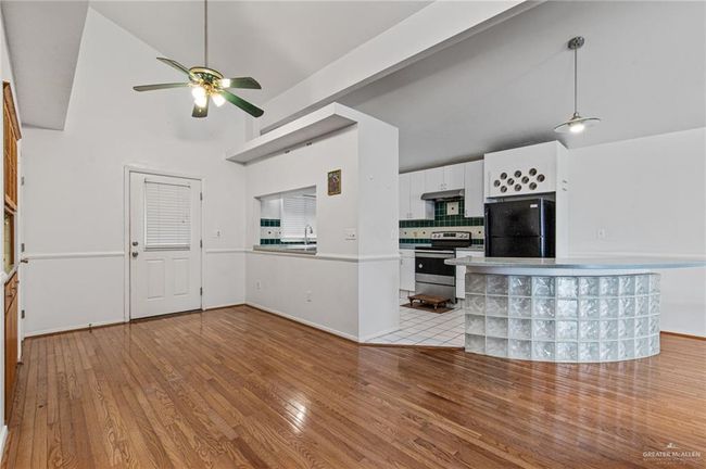 813 N Shore Dr, House other with 3 bedrooms, 3 bathrooms and 2 parking in Port Isabel TX | Image 10