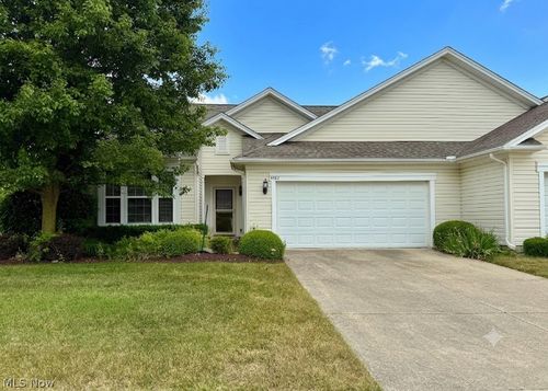 9482 Redington Dr, North Ridgeville, OH, 44039-9740 | Card Image