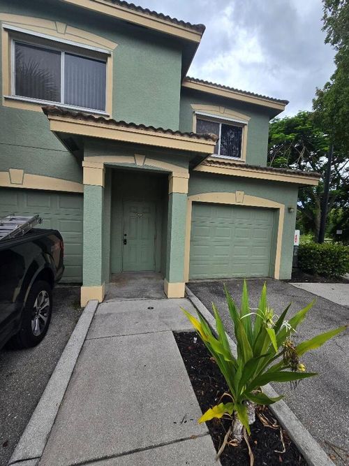 apt-206-280 Crestwood Cir, Royal Palm Beach, FL, 33411-4969 | Card Image