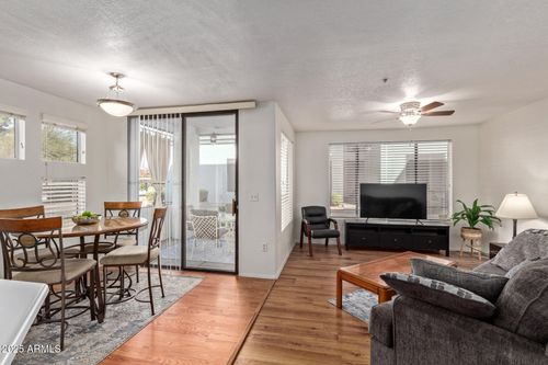 1047-3848 N 3rd Ave, Phoenix, AZ, 85013-3452 | Card Image