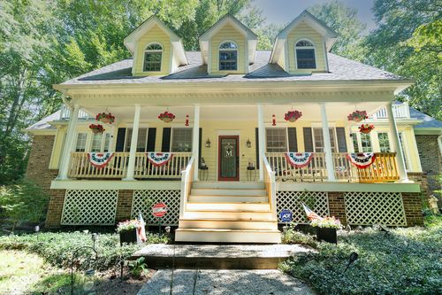 3295 Skyway Ln, Martinsville, IN, 46151-7227 | Card Image