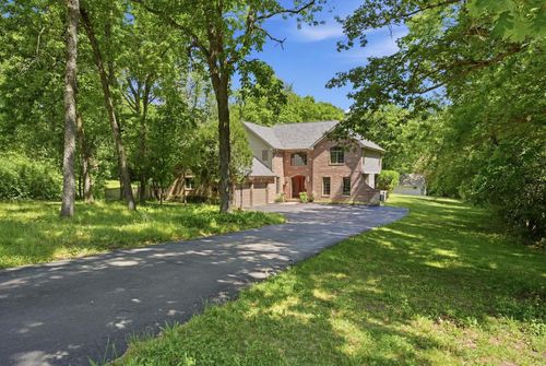 26792 Lakeview Dr, Lake Barrington, IL, 60084-2316 | Card Image