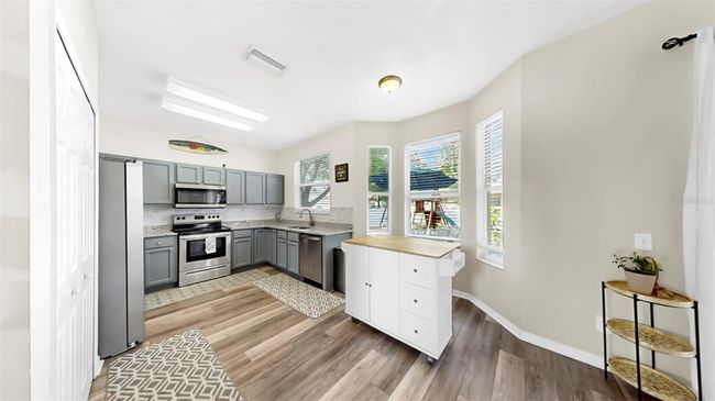 934 Grand Canyon Dr, House other with 4 bedrooms, 3 bathrooms and null parking in VALRICO FL | Image 41