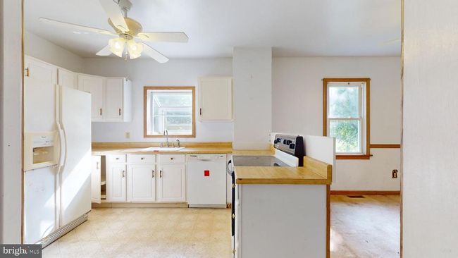 423 Elm St, House other with 1 bedrooms, 1 bathrooms and null parking in HAMMONTON NJ | Image 6