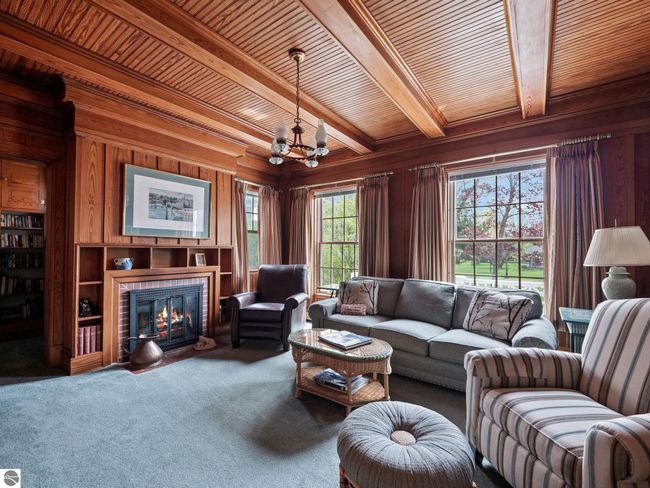 431 Michigan Ave, House other with 10 bedrooms, 7 bathrooms and null parking in Charlevoix MI | Image 29