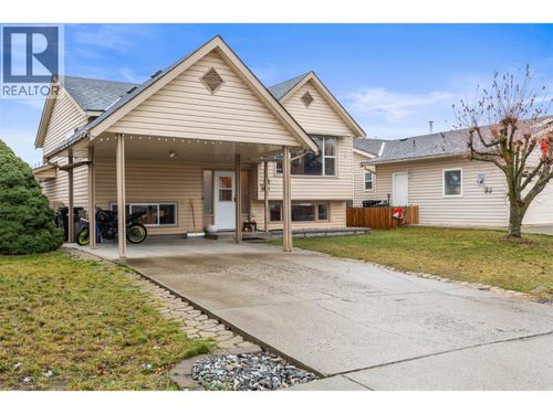 1413 12 St, Vernon, BC, V1B2S6 | Card Image