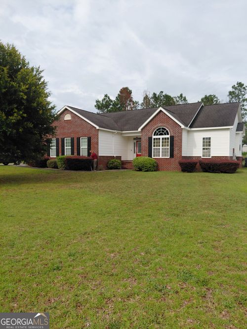 585 Live Oak Way, Dublin, GA, 31021-1675 | Card Image