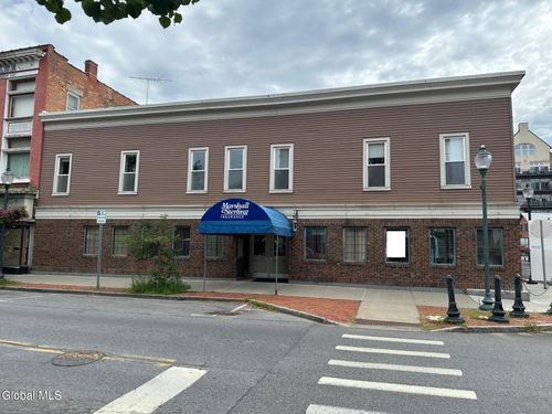 44 South St, Glens Falls, NY, 12801-3531 | Card Image