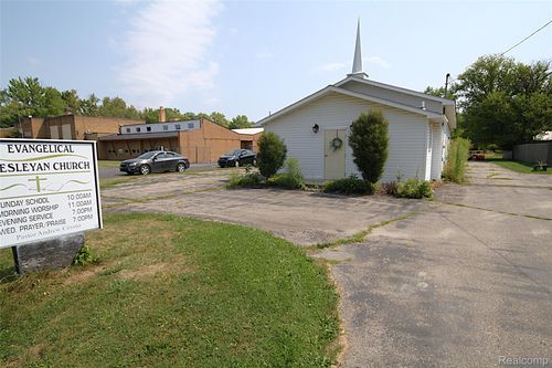 3141 S Vassar Rd, Davison, MI, 48423-2427 | Card Image