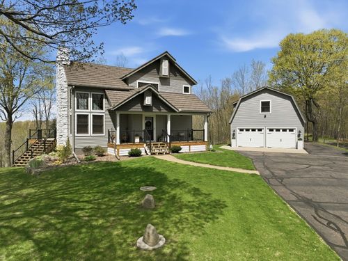 N7908 County Road J, Menomonie, WI, 54751-5818 | Card Image