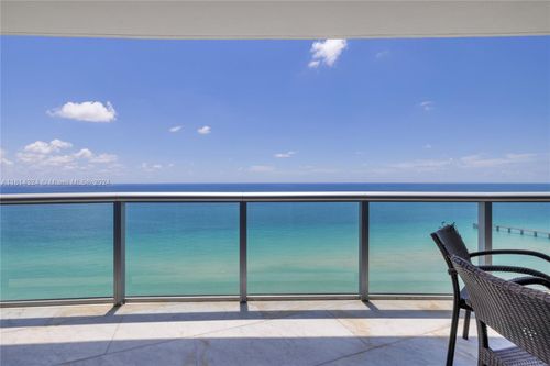 2307-17001 Collins Ave, Sunny Isles Beach, FL, 33160 | Card Image