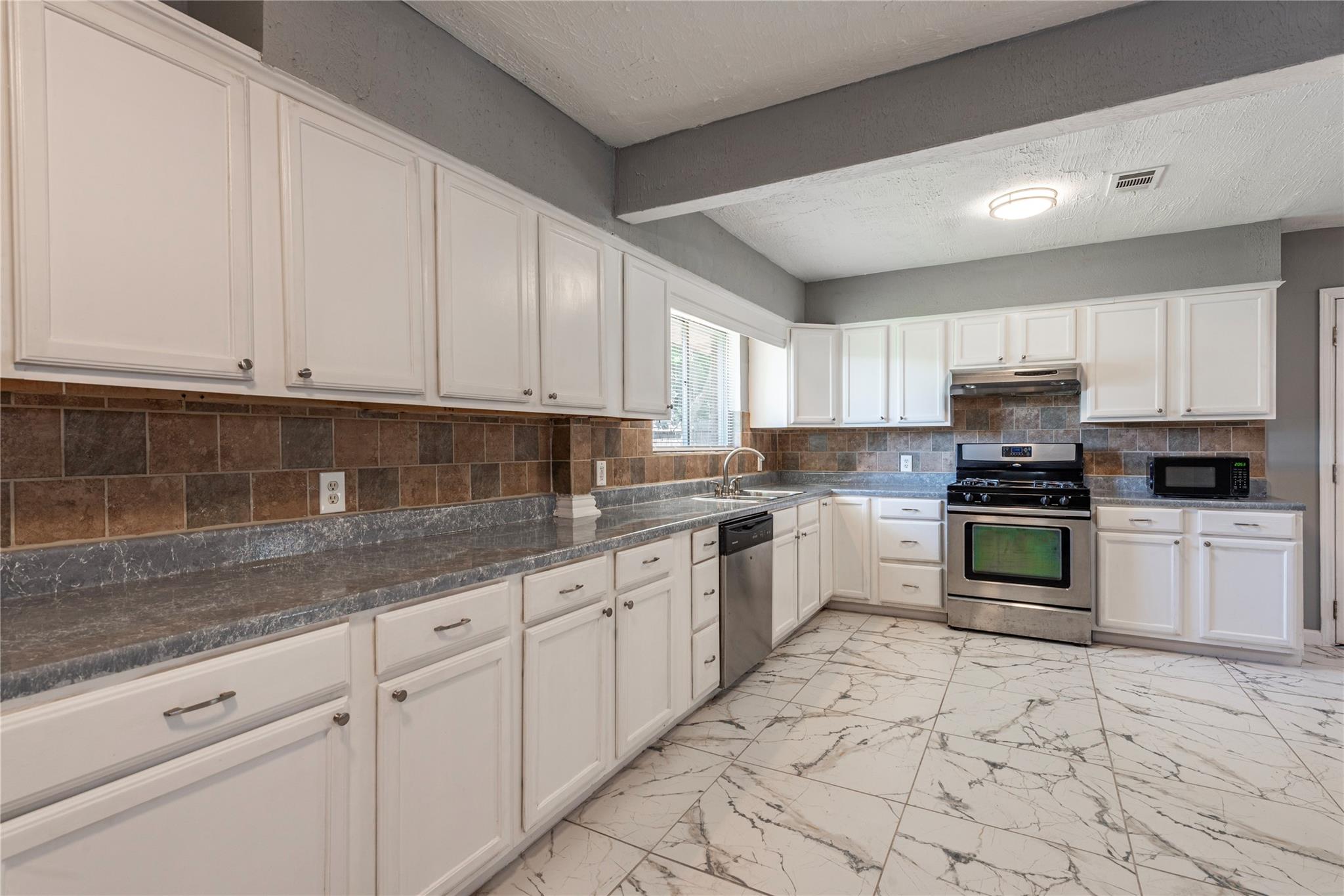 Residential Lease in La Marque 5