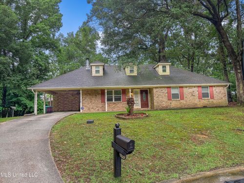 5312 Rue Saint Denis, Gautier, MS, 39553-4532 | Card Image