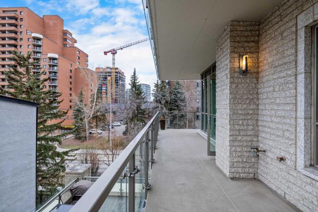 304 - 701 3 Avenue Sw, Home with 2 bedrooms, 2 bathrooms and 2 parking in Calgary AB | Image 5