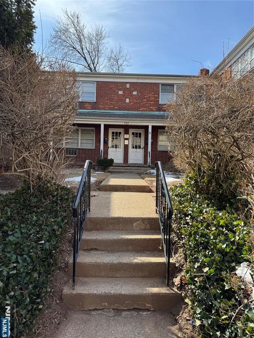 325 Essex St, Hackensack, NJ, 07601-2047 | Card Image