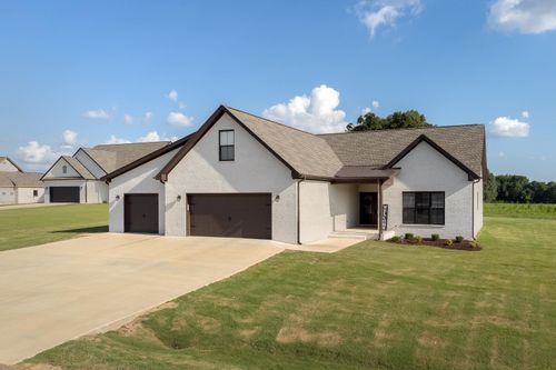 200 Spry Way, Killen, AL, 35645-2202 | Card Image