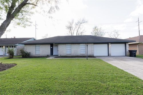 2510 Straight Creek Dr, Houston, TX, 77017-6117 | Card Image